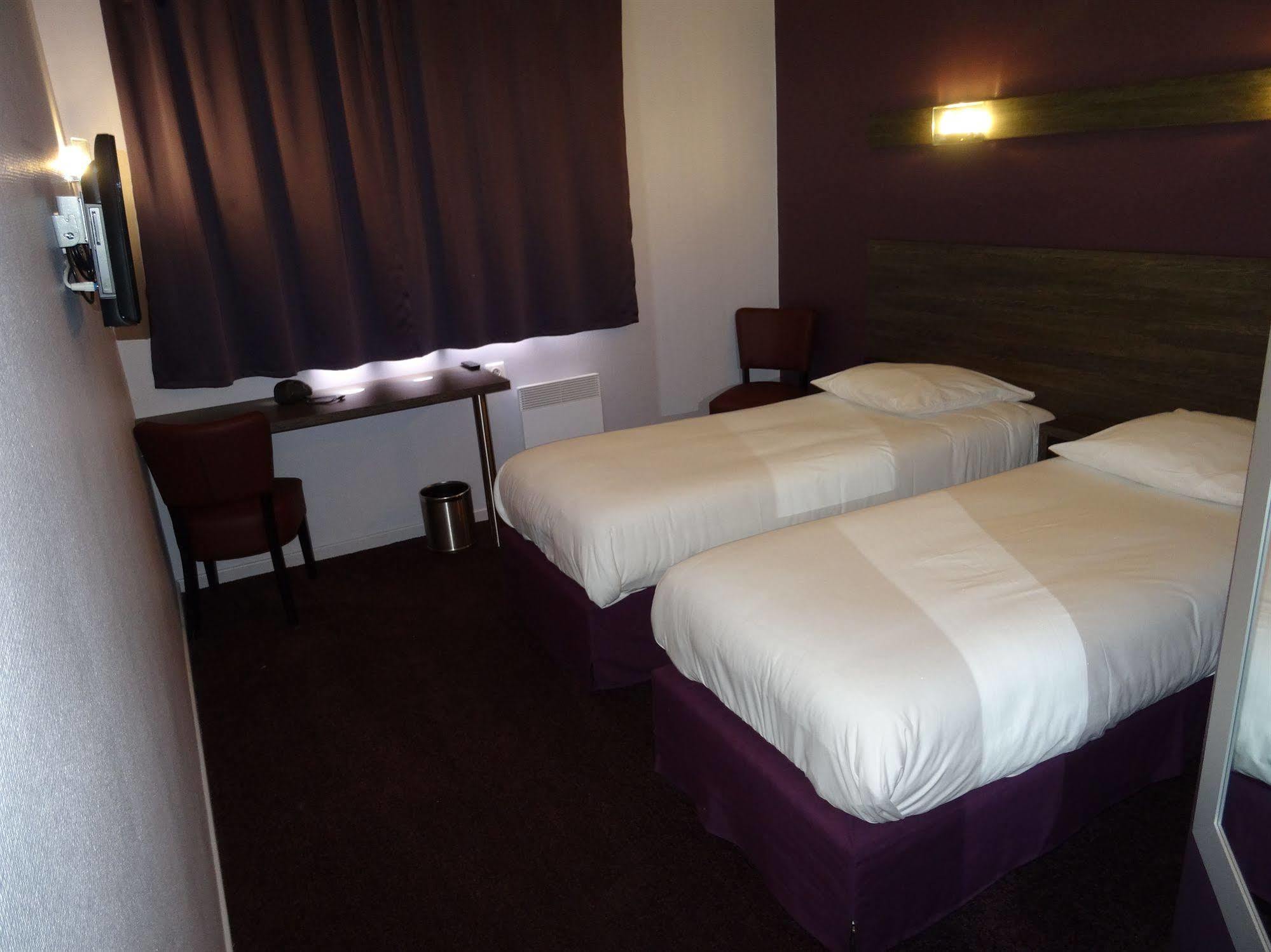 Hotel Restaurant Vesontio Besançon Dış mekan fotoğraf